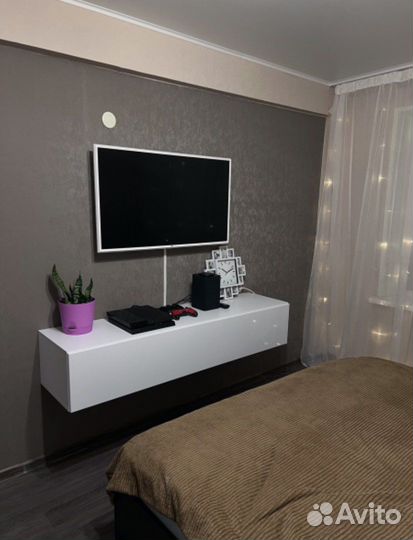 Тумба под тв белая