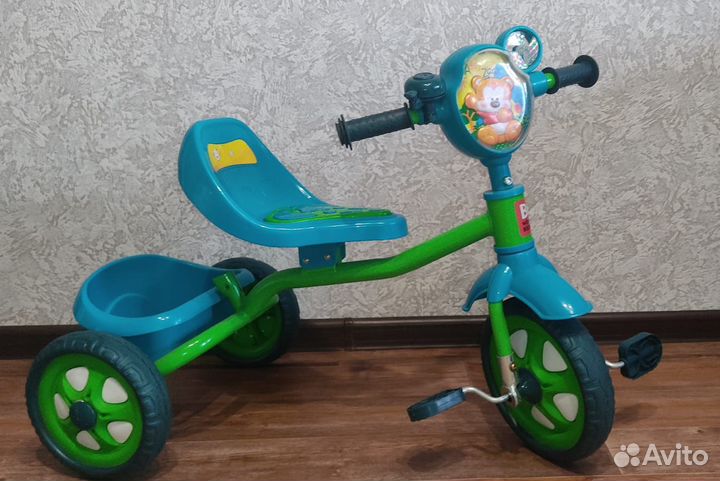 Трёхколёсный велосипед со съемной ручкой