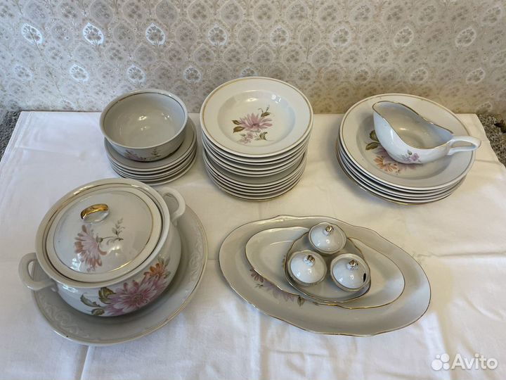 Сервиз столовый