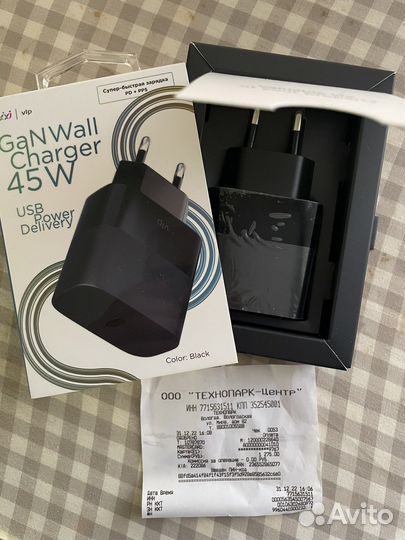 Сетевое зарядное устройство