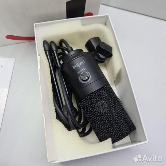 Микрофон K669B