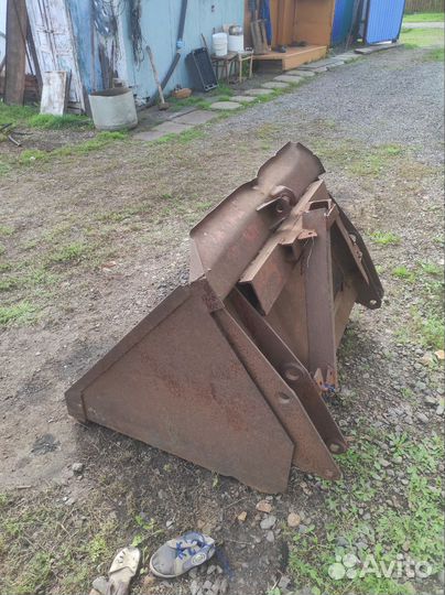 Ковш тракторный