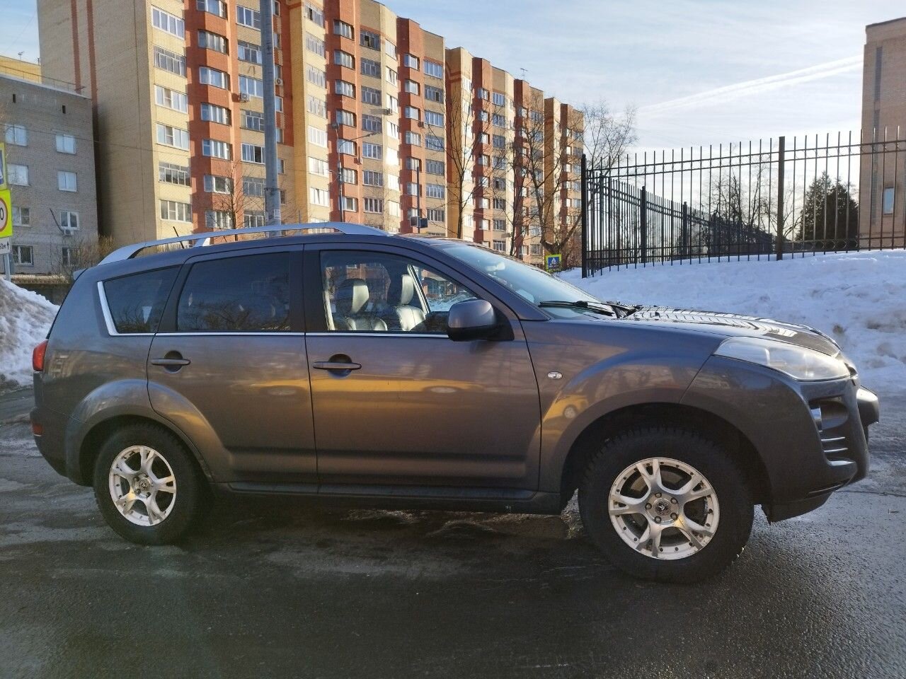 Peugeot 4007: фото из отзыва
