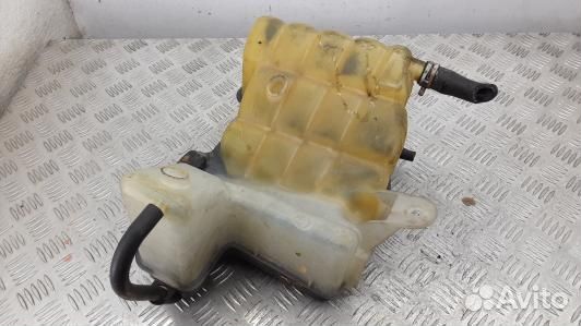 Бачок расширительный jeep grand cherokee WK (5LV24