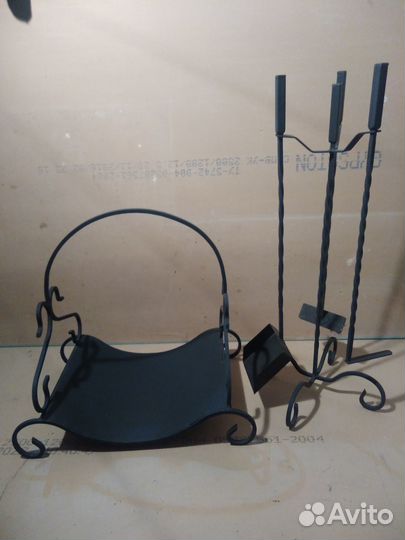 Каминный набор с дровницей. Подставка для дров