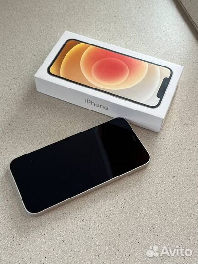 iPhone 12, 256 ГБ