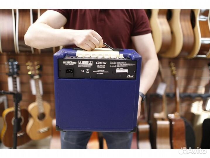 Cort CM15R-EU-DB гитарный комбоусилитель для элект