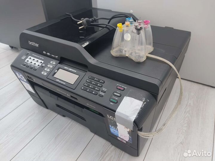 Цветной струйный принтер