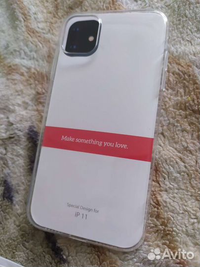 Чехол на iPhone 11