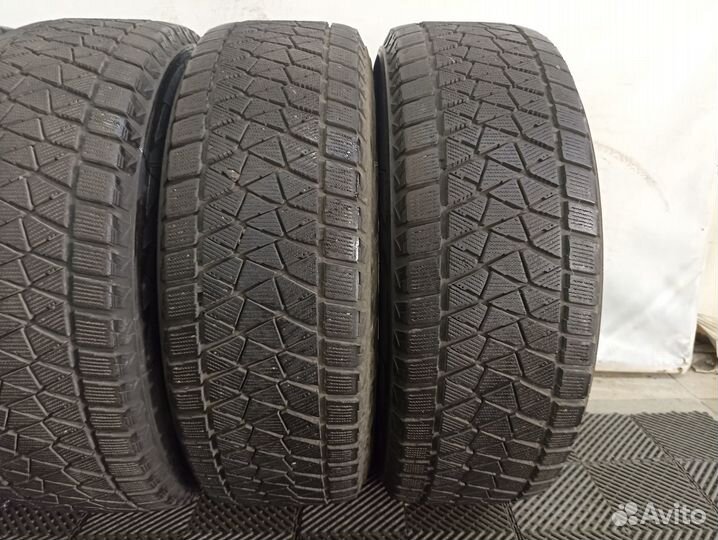 R17 Bridgestone Blizzak DM-V2 235/65, PCD 5x114.3 DIA 67.1