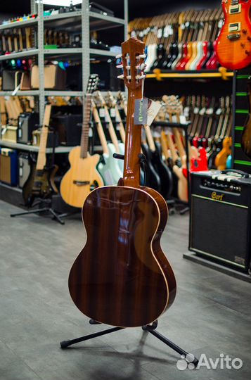 Классическая гитара Perez 620 cedar