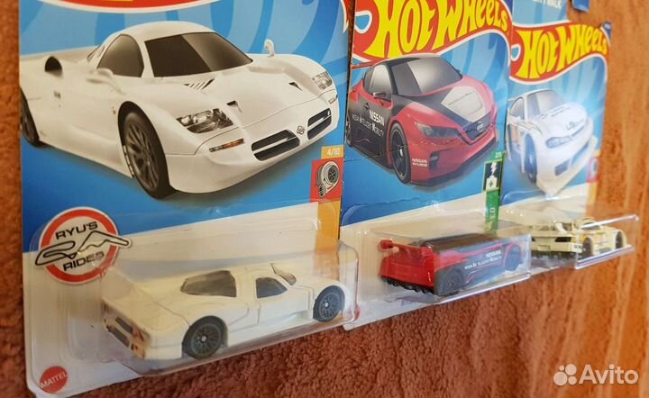 Hot wheels 3 спортивных Nissan