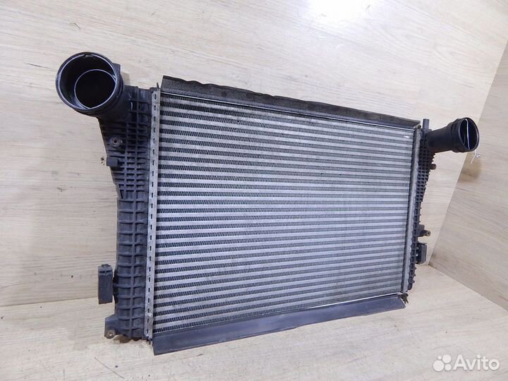 Интеркулер Vw Passat B6 / Vw Tiguan 1