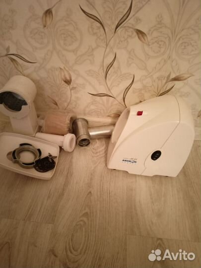 Электромясорубка бу