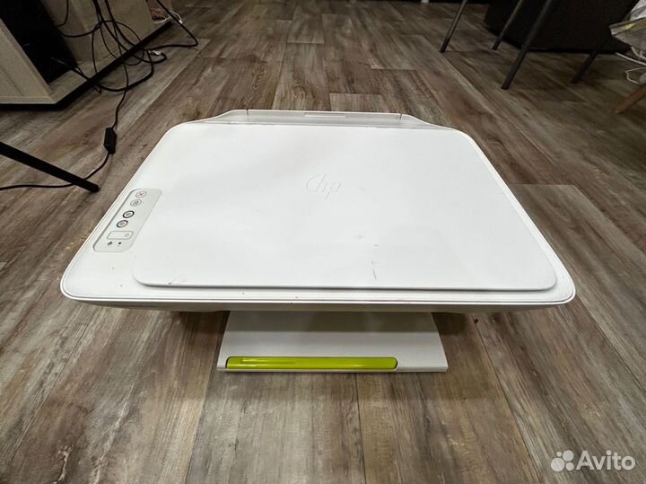Принтер, сканер, копир HP DeskJet 2130 струйный