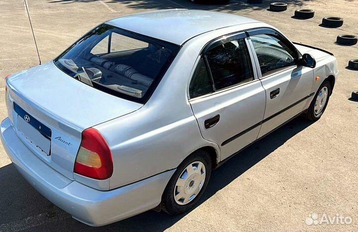 Hyundai Accent, 2004