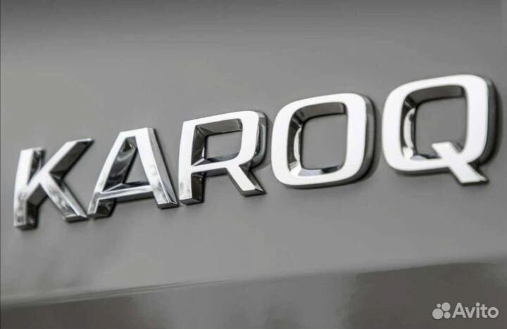 Продам шильдик skoda karoq