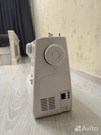 Швейная машина Janome новая