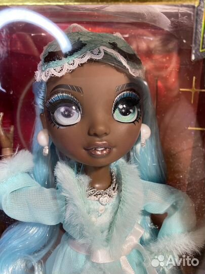Кукла Rainbow high