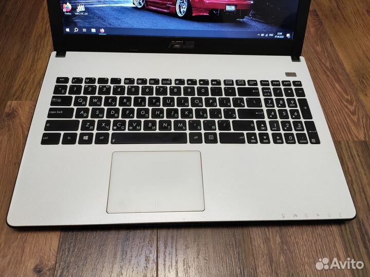 Ноутбук Asus X501A (Pentium B980, 8 гб, 1000HDD)