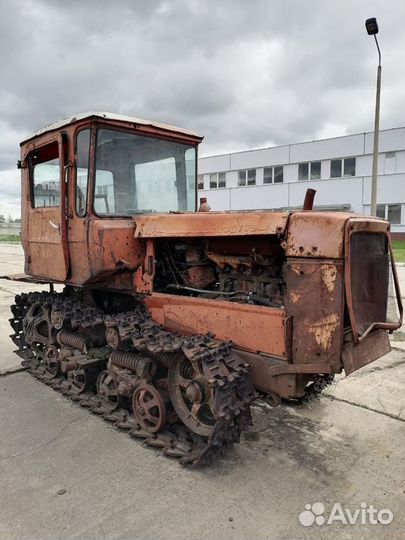 Трактор ВгТЗ ДТ-75, 1990