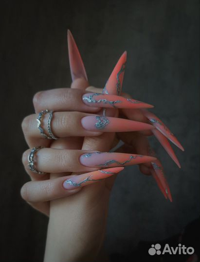 Наращивание ногтей