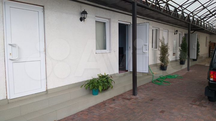 Дом 240 м² на участке 6 сот.