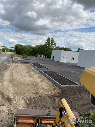 Укладка асфальта во дворе