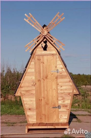 Уличный туалет деревянный ELE1006