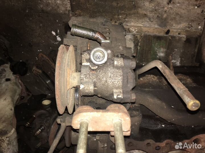 Насос гидроусилителя Hyundai Sonata 2, 2,0