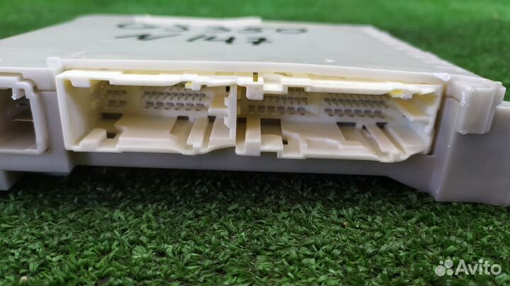 Блок предохранителей салонный Lexus Gs350 2GR-FE