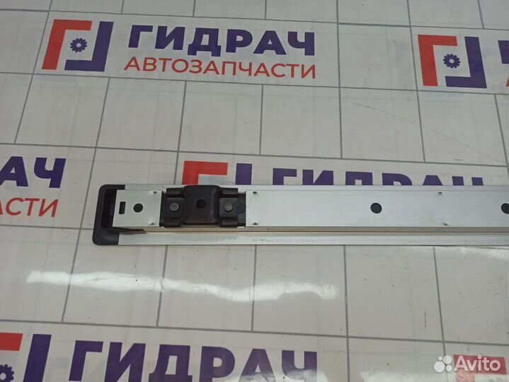 Полозье задних сидений левое Toyota Land Cruiser Prado (J150) 57403-60070