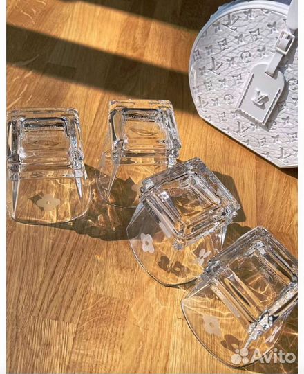 Бокалы стаканы Louis Vuitton