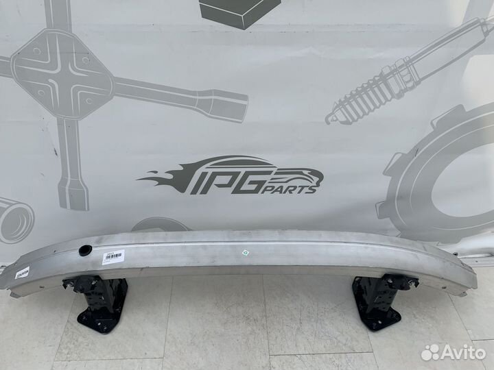 Усилитель переднего бампера Mercedes A2216203186