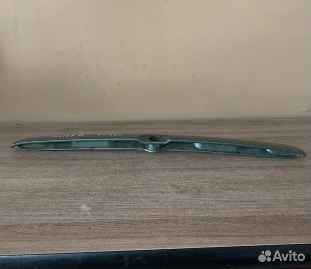 Накладка двери багажника Astra G