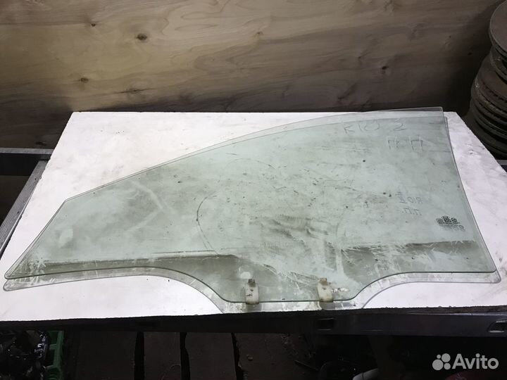 Стекло переднее правое Kia Rio 2
