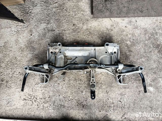 Подрамник передний Шкода Октавия А5-Фольксваген