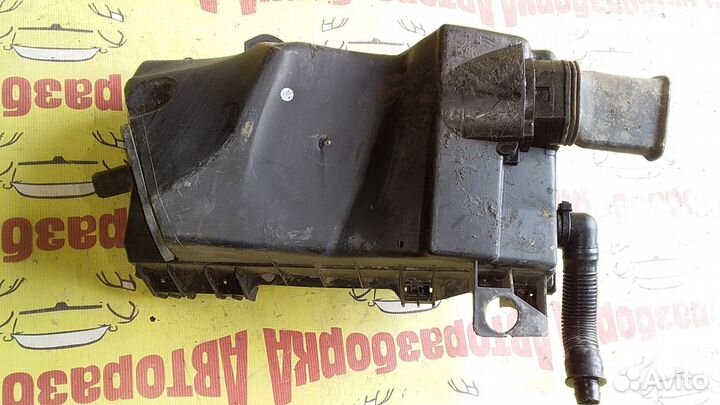 Корпус воздушного фильтра на Volkswagen