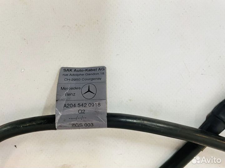 Клемма аккумуляторная Mercedes W204