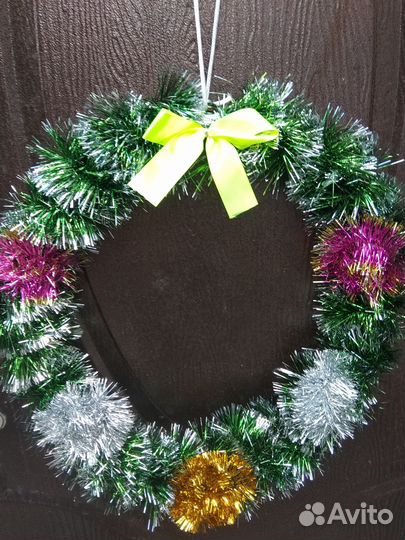 Рождественский декоративный венок ручной работы