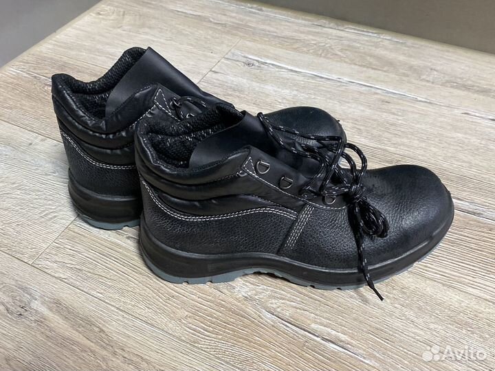 Ботинки рабочие 43 с защитным носом