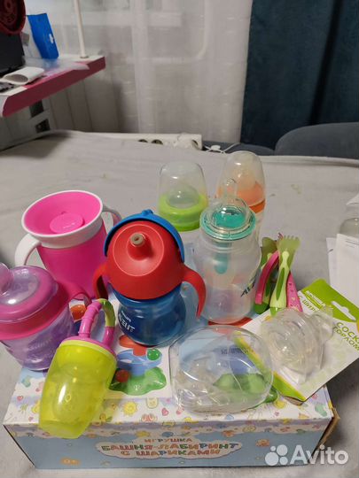Бутылочки для кормления,стаканчики