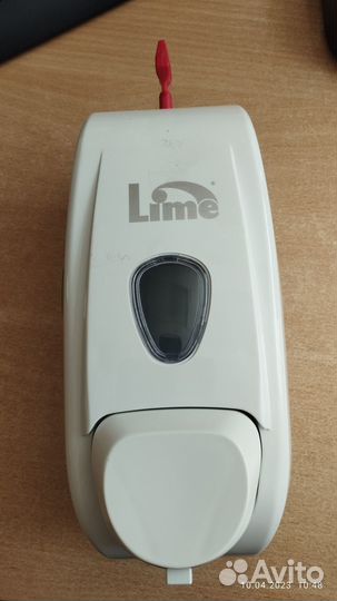 Диспенсер д/жидкого мыла пены Lime Prestige 0.5л