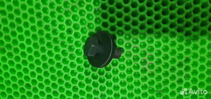 Болт распредвале Chery Very Bonus A13