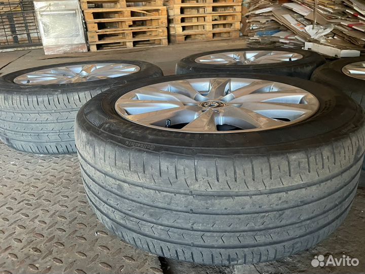 Летние колеса в сборе R17 Toyota Camry