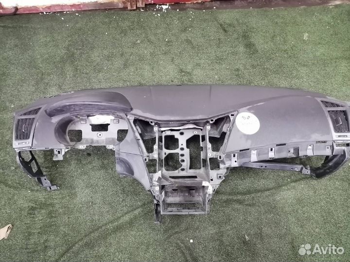 Торпеда Hyundai Sonata 2011