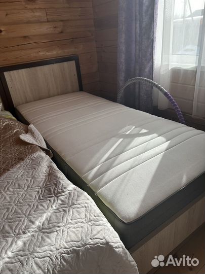 Кровать IKEA с матрасом
