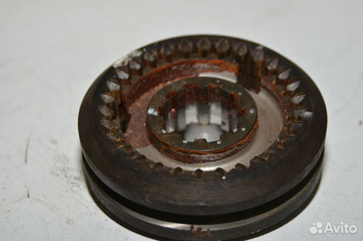 Муфта кпп газ 53 скользящая z30 шлиц 10 dвн38/33