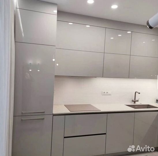 Угловая кухня с мдф фасадами