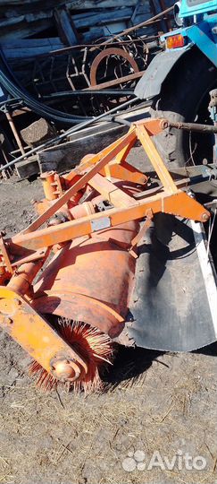 Щётка коммунальная